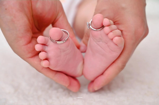 东营宝宝头发少缺什么