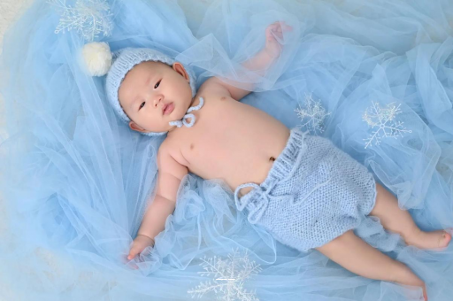 东营宝宝从床上掉下来