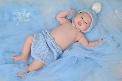 东营2岁宝宝喝酸奶