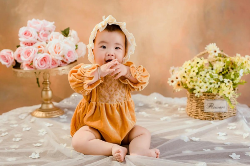 东营宝宝前额突出正常吗